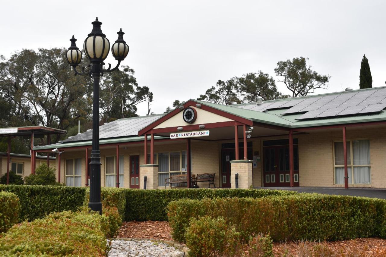 Sanctuary House Resort Motel Healesville Exterior photo