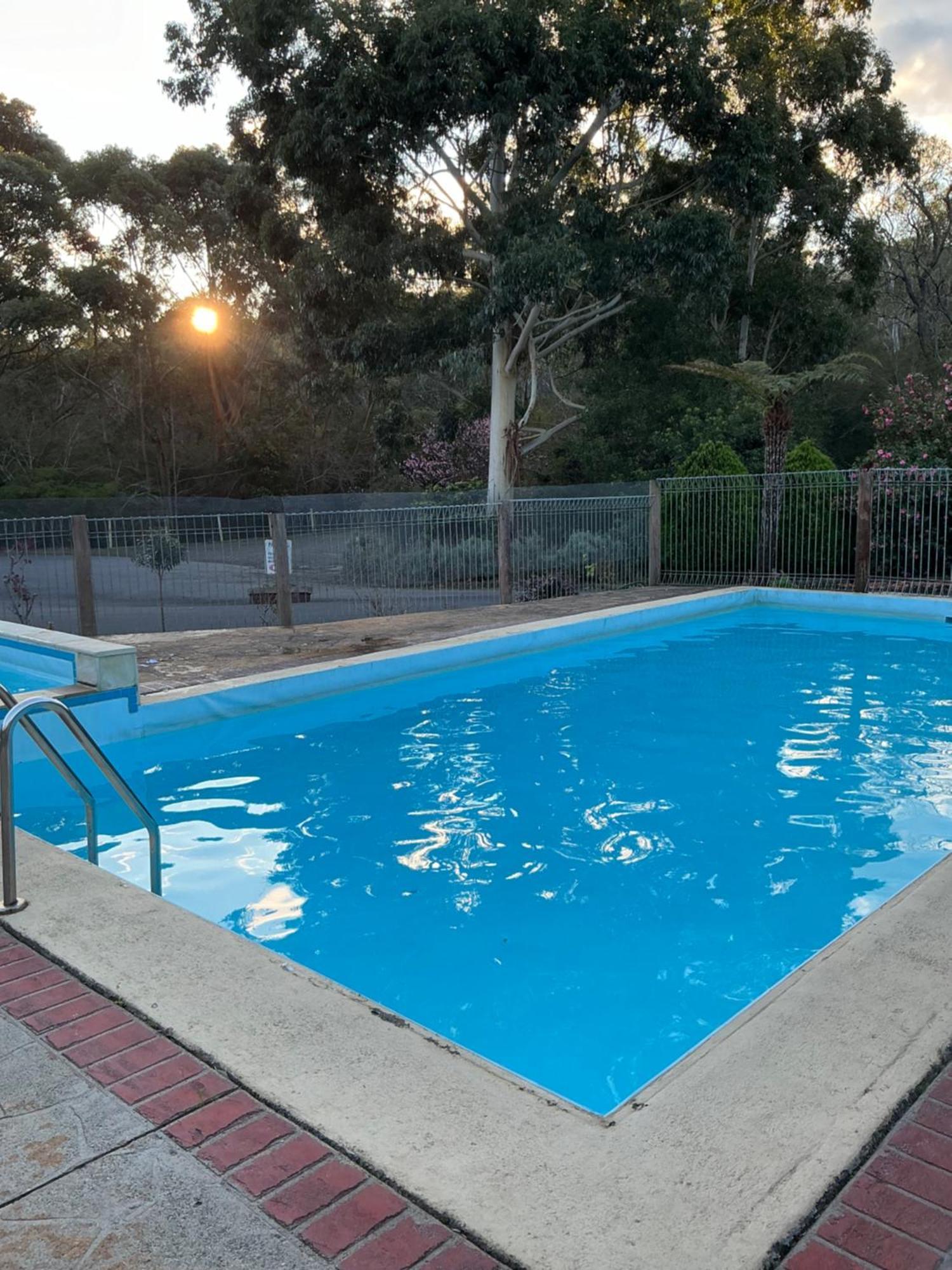 Sanctuary House Resort Motel Healesville Exterior photo