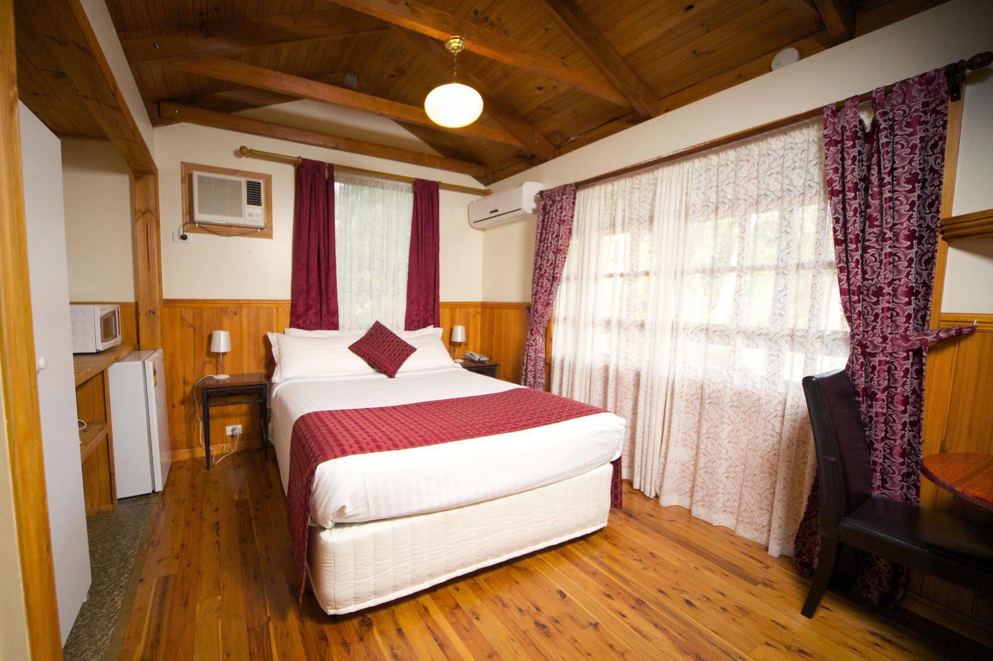 Sanctuary House Resort Motel Healesville Exterior photo